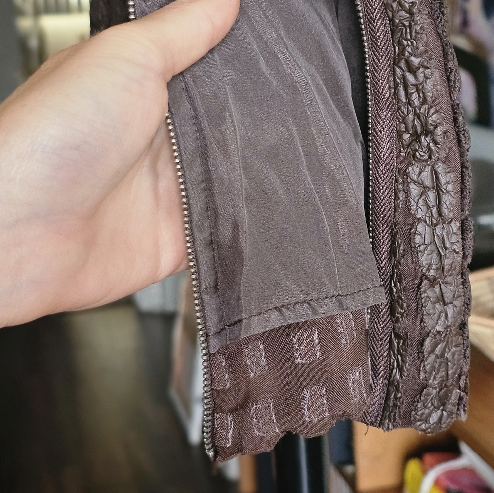Max Studio Textured Brown Sleeveless Top - Picture 6 of 8